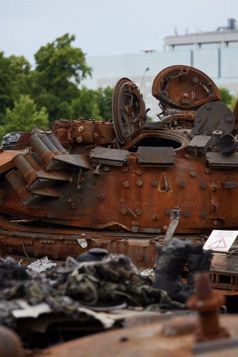 russian tank burned