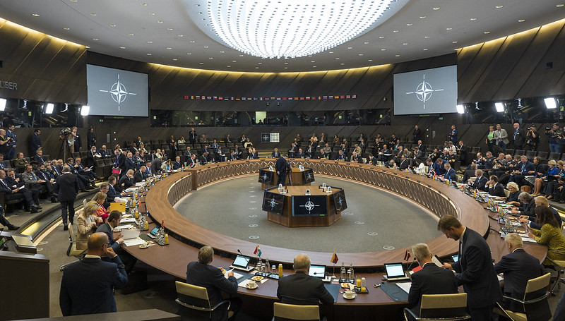 Fałszywe oskarżenia wobec Polski i NATO. RCB ostrzega przed nowymi narracjami