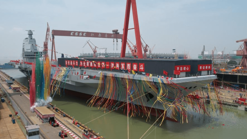 Uroczyste wodowanie lotniskowca Fujian (18) w Szanghaju 17 czerwca 2022 roku