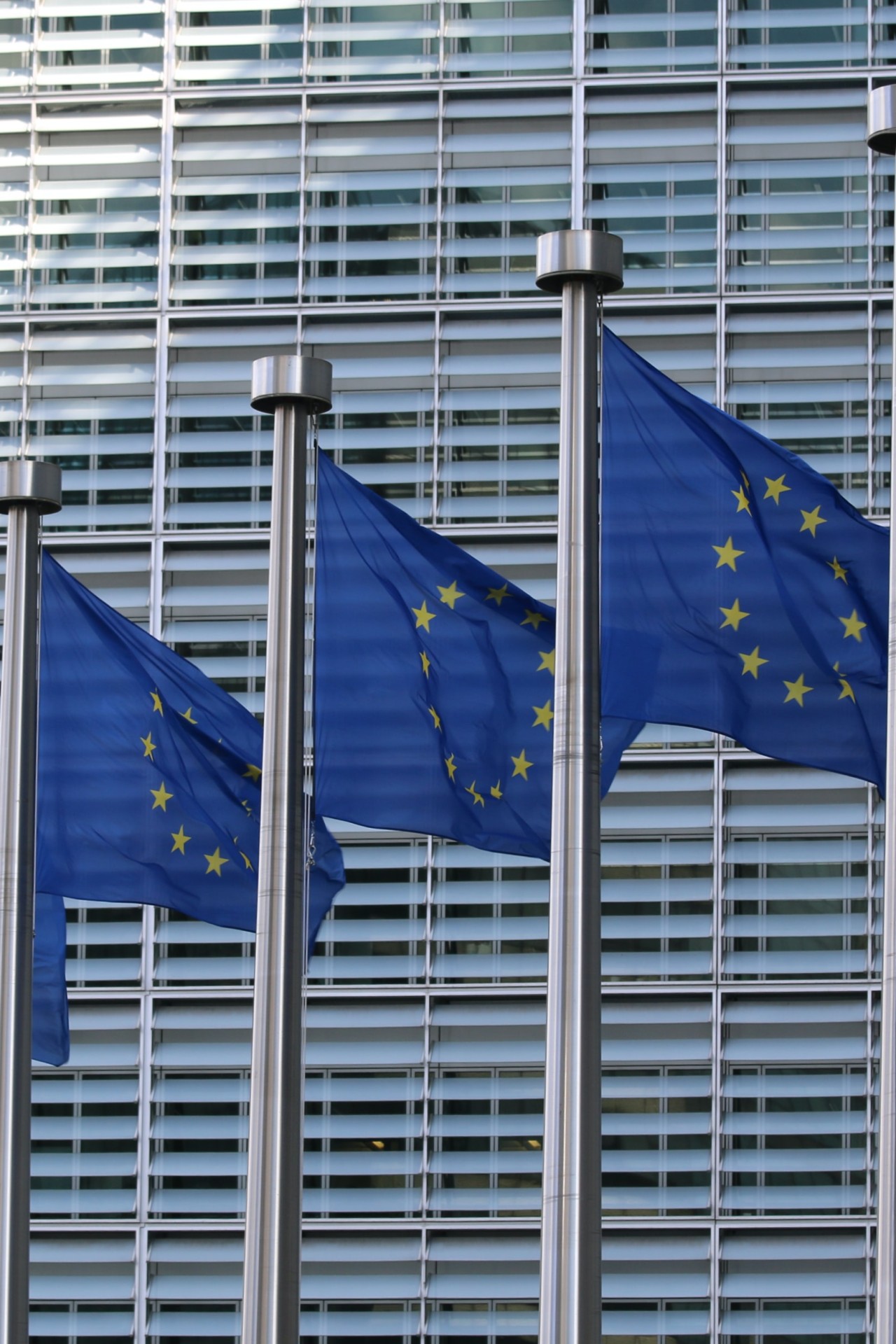 Komisja Europejska w raporcie dotyczącym praworządności w kontekście Polski wspomina o Pegasusie