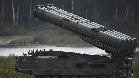 Wyrzutnia rakiet przeciwlotniczych S-300W