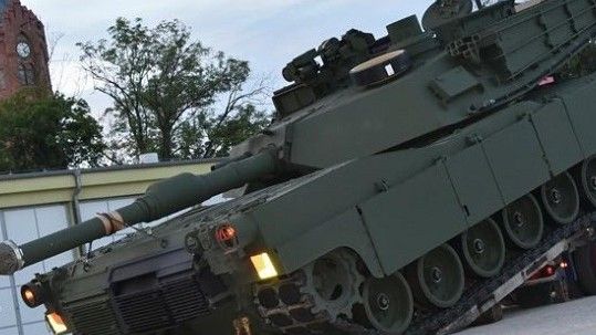 M1A2SEPv2 MBTs borrowed from the USA are to make it possible to conduct training for the future users - the soldiers of the Polish Army’s 18th Mechanized Division, also known as the “Iron Division”.