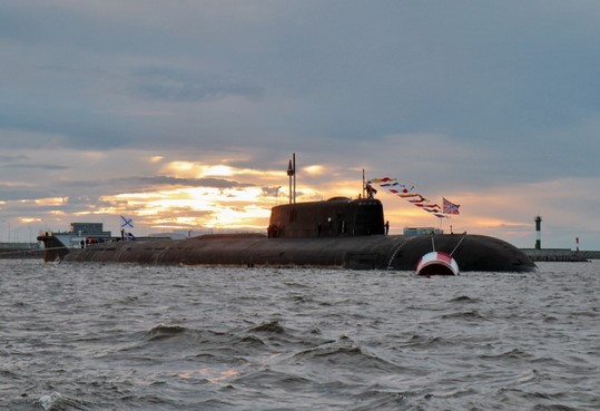 Rosyjski boomer ze "Z-nakiem" inwazji na Ukrainę – po co?