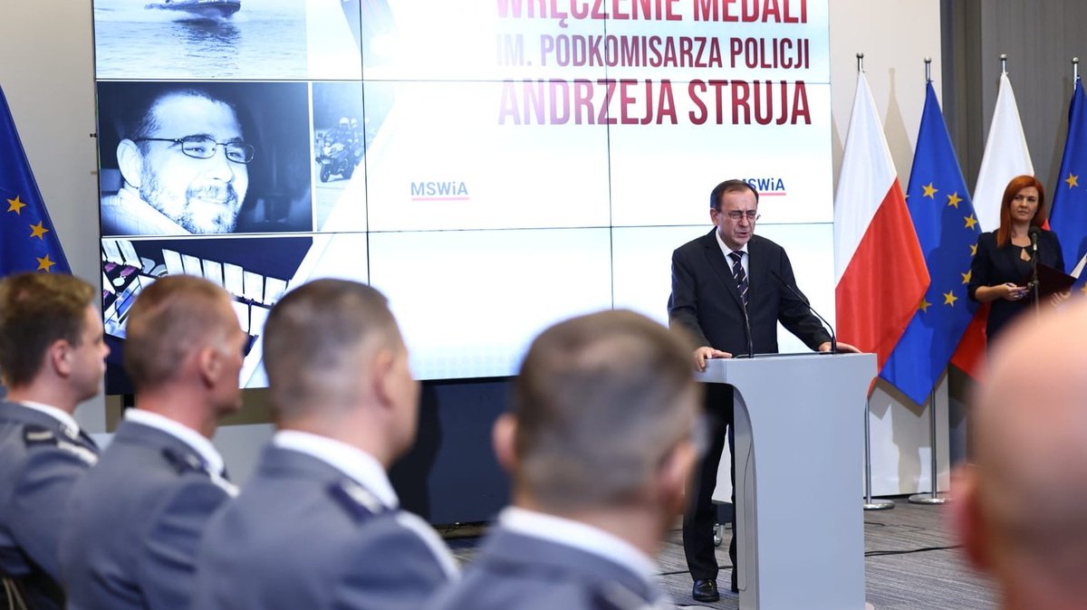 Gen. insp. Szymczyk: takie postawy jak wasze trzeba pokazywać światu. Medale im. podkom. Andrzeja Struja wręczone