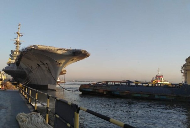 Brazylijski lotniskowiec płynie do Turcji. Ostatni rejs?