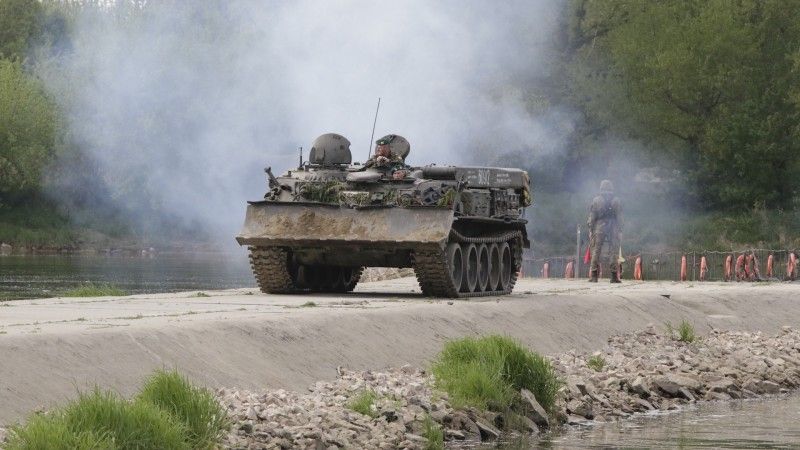 The new ARVs are to replace the legacy platforms, utilizing the post-Soviet T-55 or T-72 as the base unit.