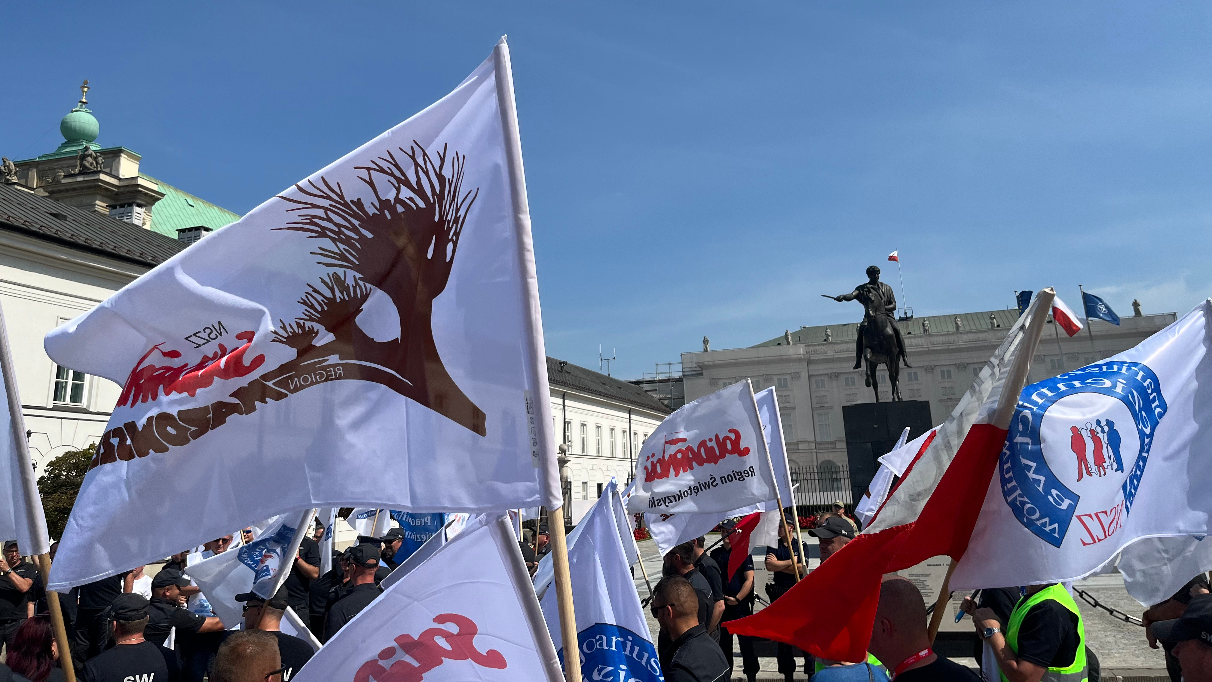 "Służbą próbuje się zarządzać strachem". Więziennicy o noweli ustawy o SW [WIDEO]