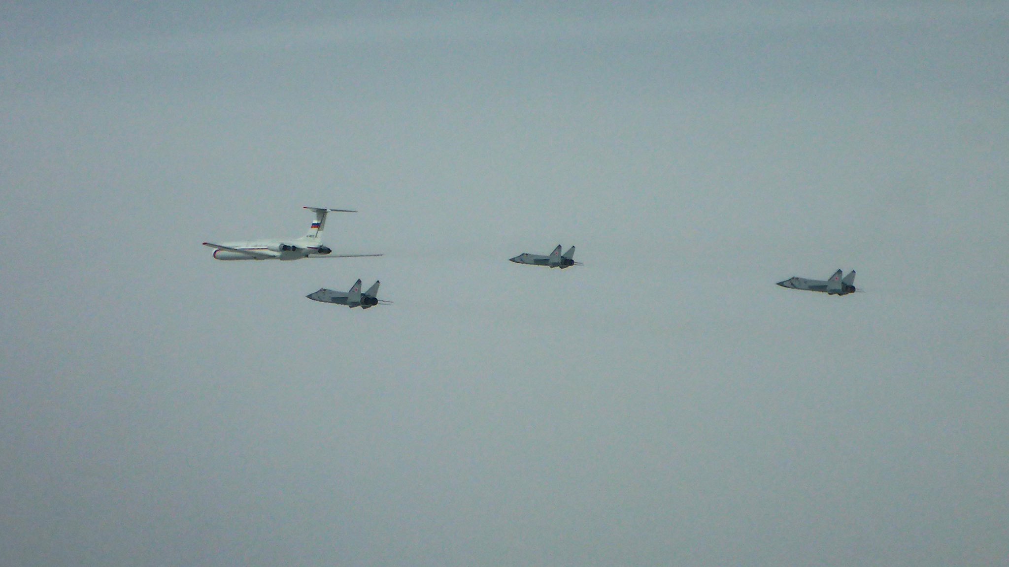 Luftwaffe obok wielkiej rosyjskiej formacji nad Bałtykiem