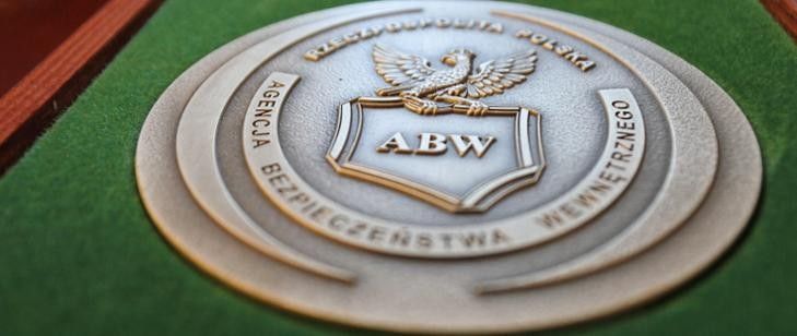 Columbus prosi kontrwywiad o ochronę. Ma dowody na „skoordynowaną operację”