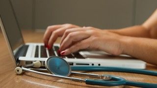 Które branże są najbardziej narażone na cyberzagrożenia?