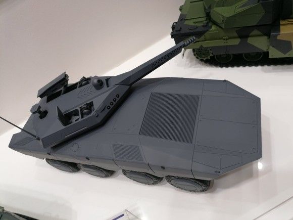 Propozycja kołowego bojowego wozu przyszłości od Hyundai Rotem