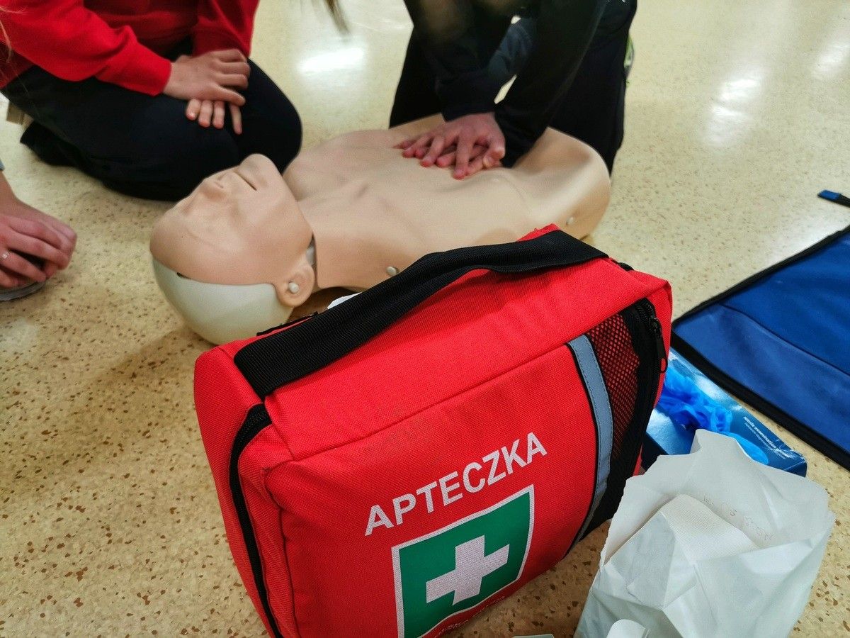 Edukacja dla bezpieczeństwa „po nowemu”. Uczniowie będą strzelać i przygotowywać się na wypadek wojny
