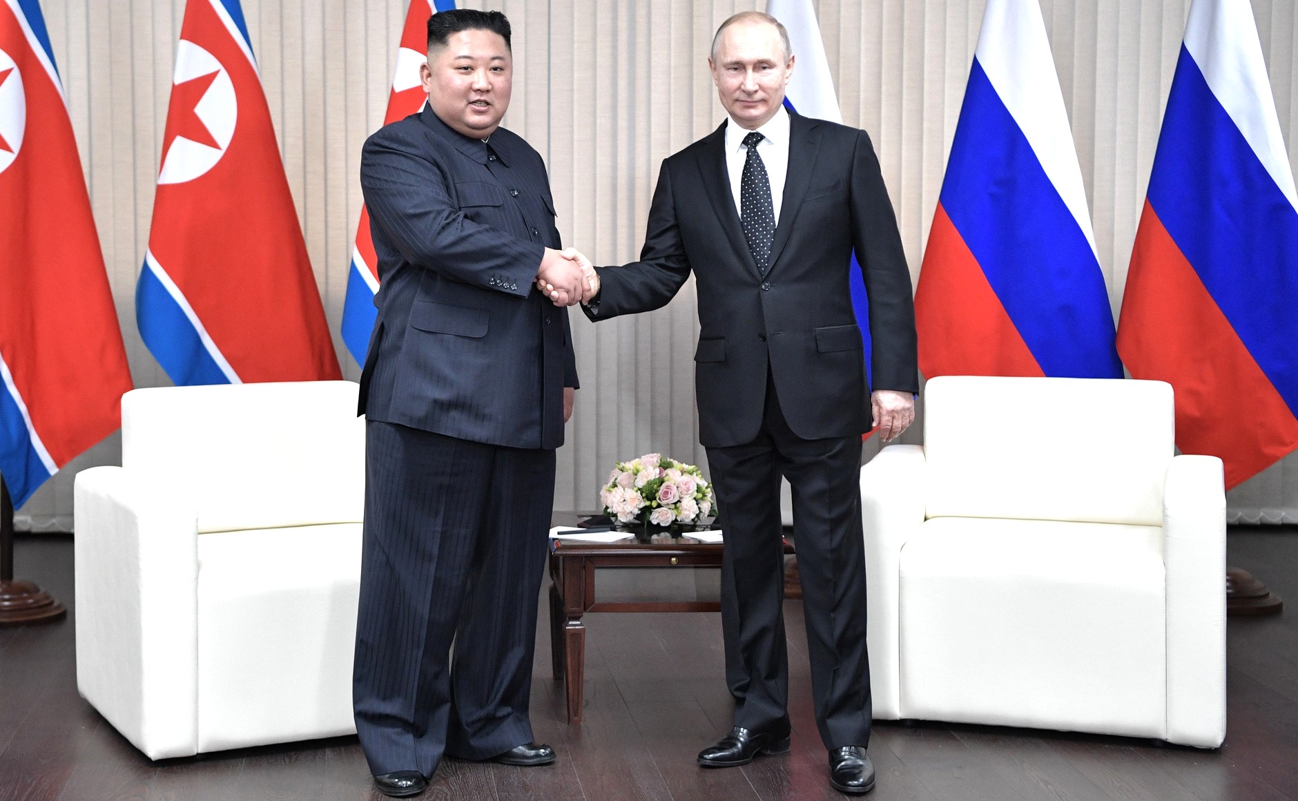 Korea Północna uratuje Rosję uzbrojeniem? Rosja buduje "oś autokratów" [KOMENTARZ]