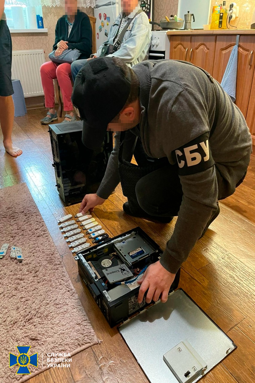 Rozbito farmę botów wspierającą Rosję. Działała na Facebooku i Instagramie