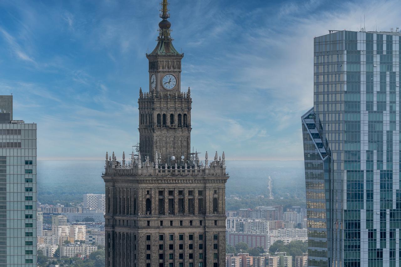 Jak utworzenie metropolii warszawskiej może zmienić funkcjonowanie służb?