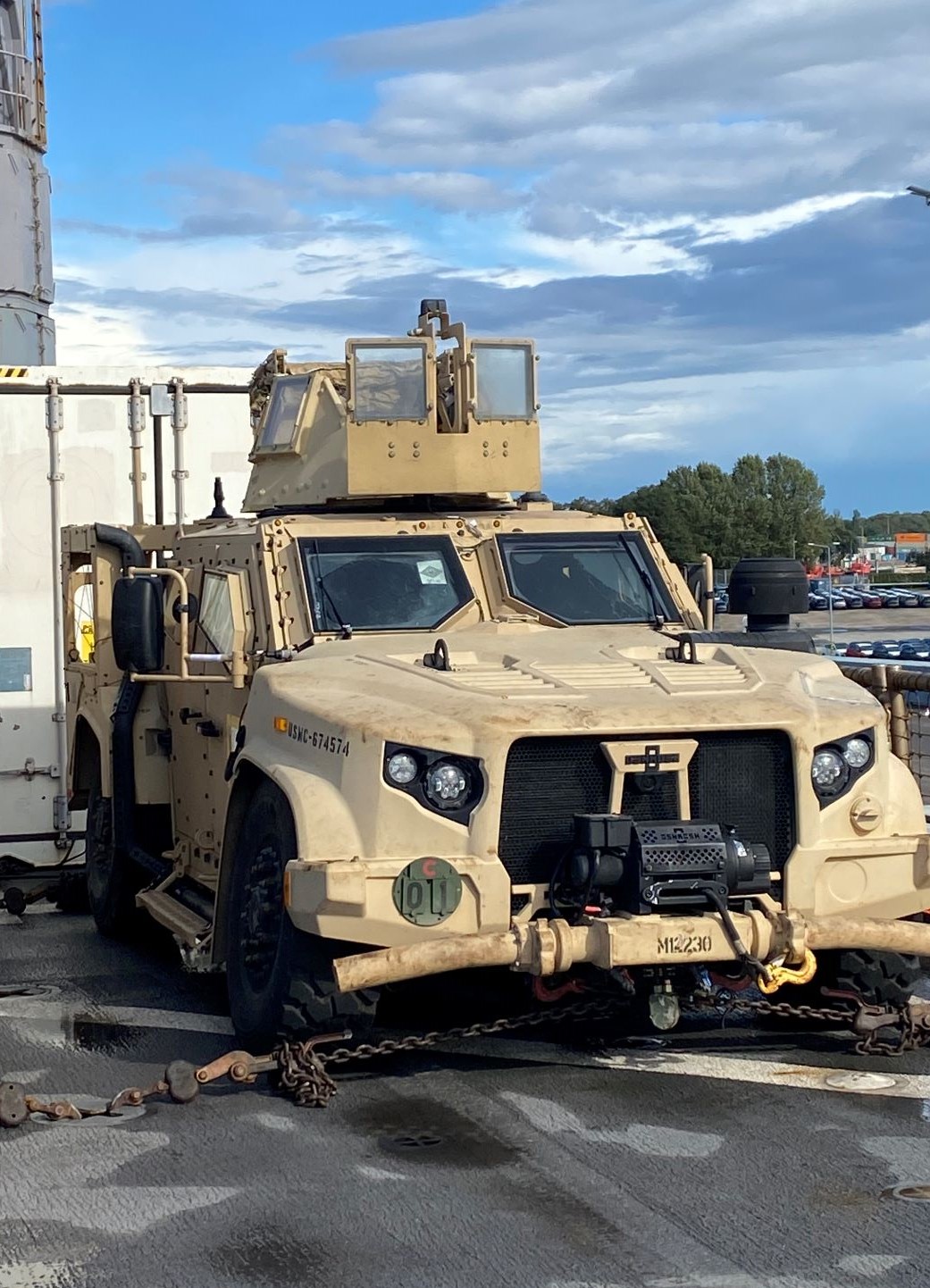 AM General będzie drugim producentem JLTV