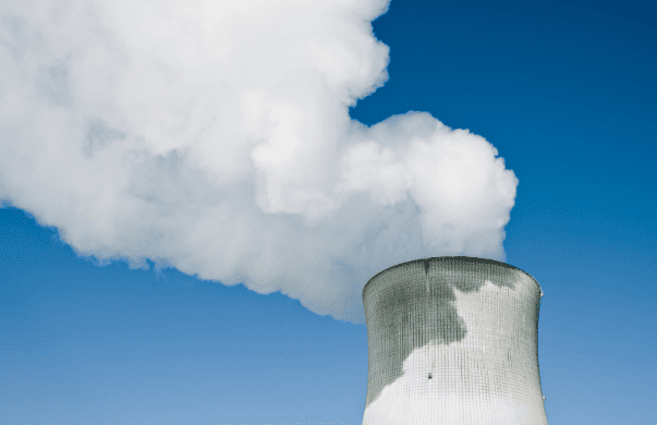 Nie-prosta droga do atomu. Bez nowej strategii Polska nie przyspieszy z inwestycjami