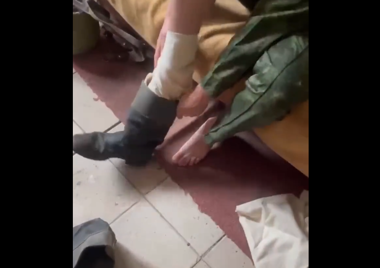 Onuce i przestarzałe czołgi. Rosjanie porzucają sprzęt, a ukraińskie natarcie na południu trwa [KOMENTARZ]