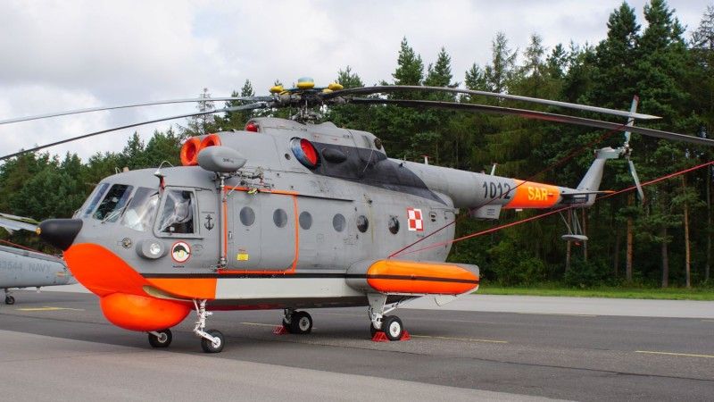 Śmigłowiec Mi-14PŁ/S numer 1012 w ostatnim malowaniu.