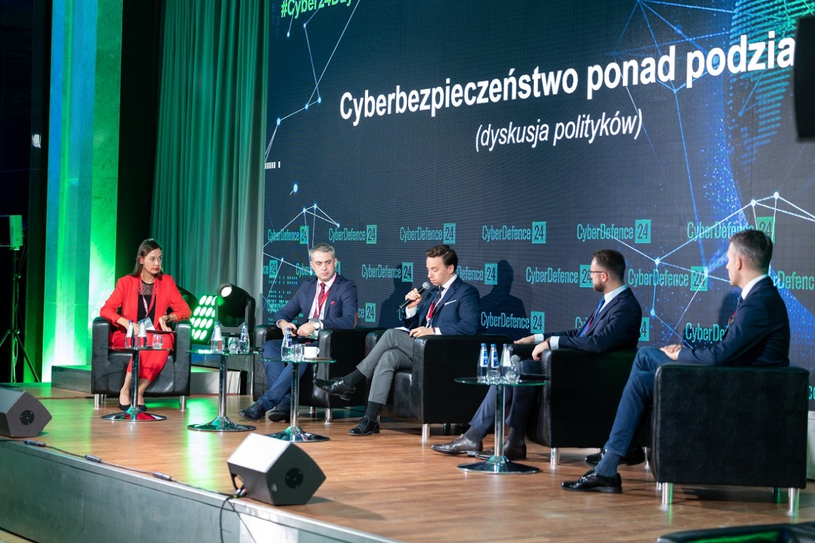 Dyskusja polityków o cyberbezpieczeństwie w czasie Cyber24 Day