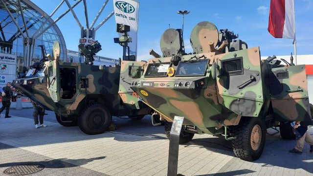 Kleszcze zastąpią BRDM-2. MON podpisze umowę z AMZ-Kutno | Defence24