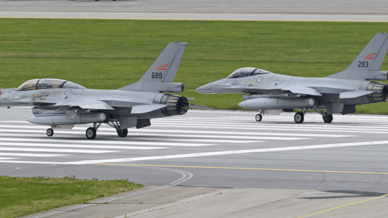 Norwegian F-16AM and F-16BM.