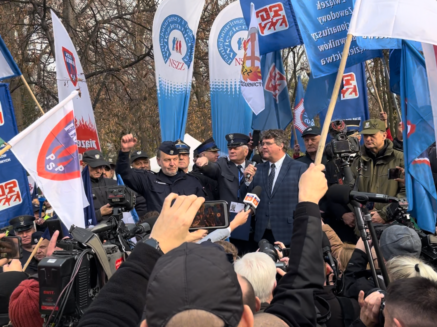 Rząd ponownie rozpatrzy petycję mundurowych z postulatami? Wąsik: słyszymy wasze głosy