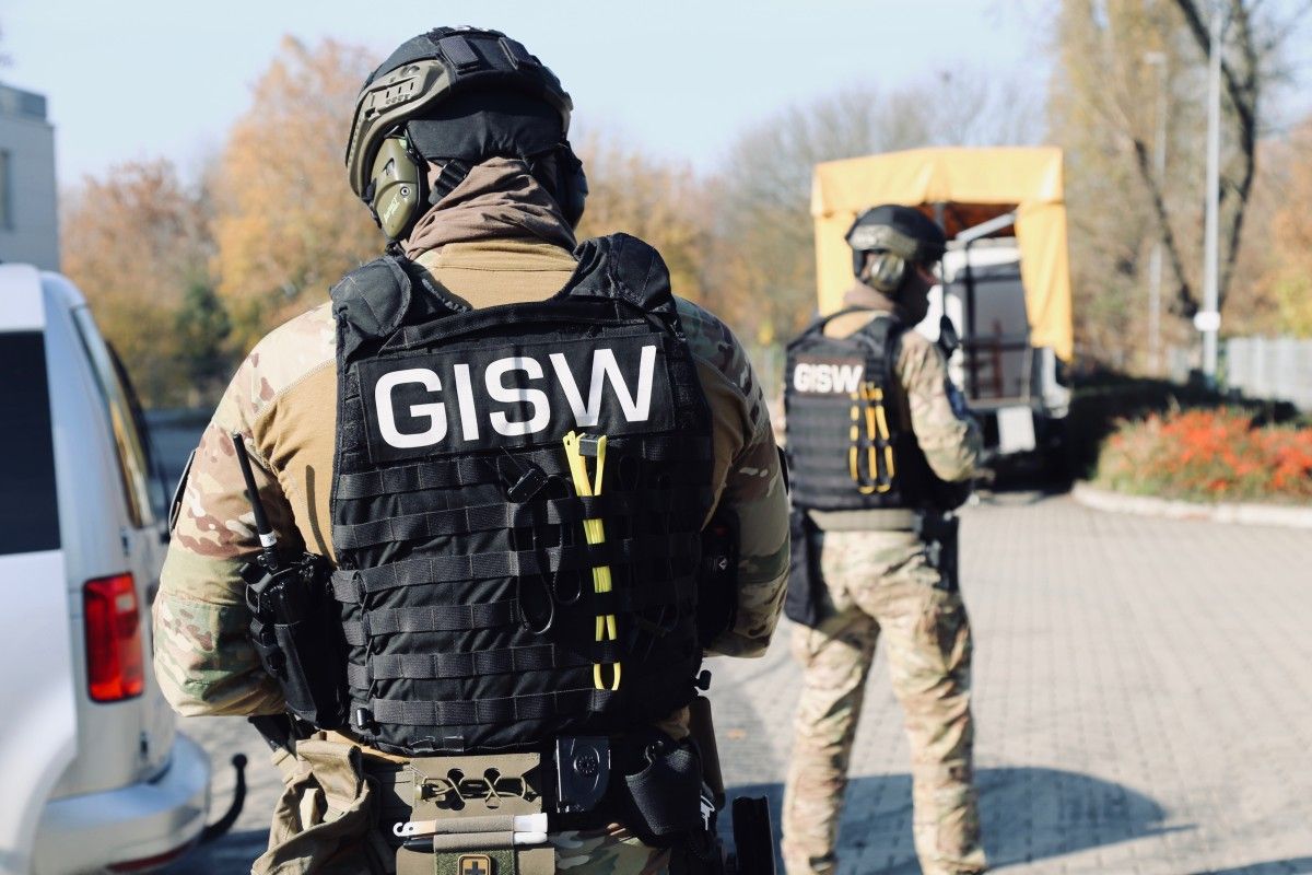 Mundurowy mniej anonimowy? Ministerstwo wydało polecenia