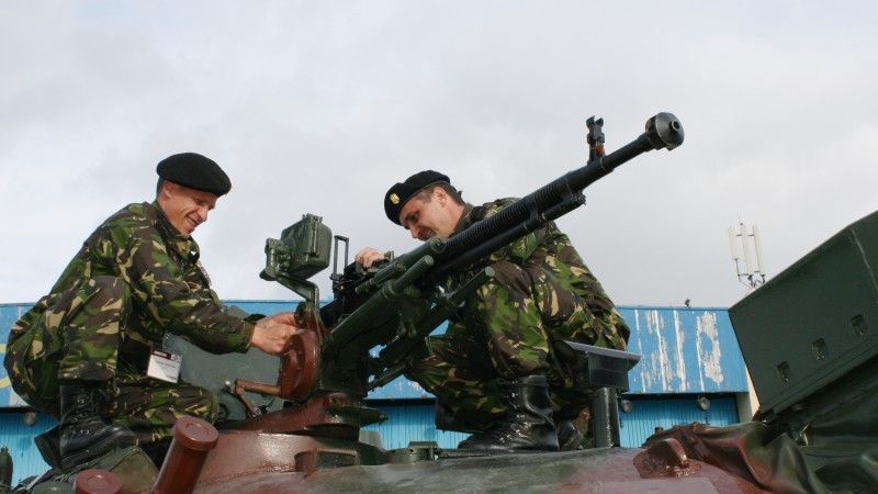 Opisywany przypadek dotyczy stanowiska ciężkiego karabinu maszynowego DShK 12,7 mm pochodzącego najpewniej z czołu T-55/62.