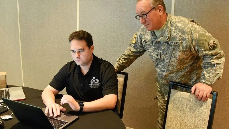 cyber ekspert