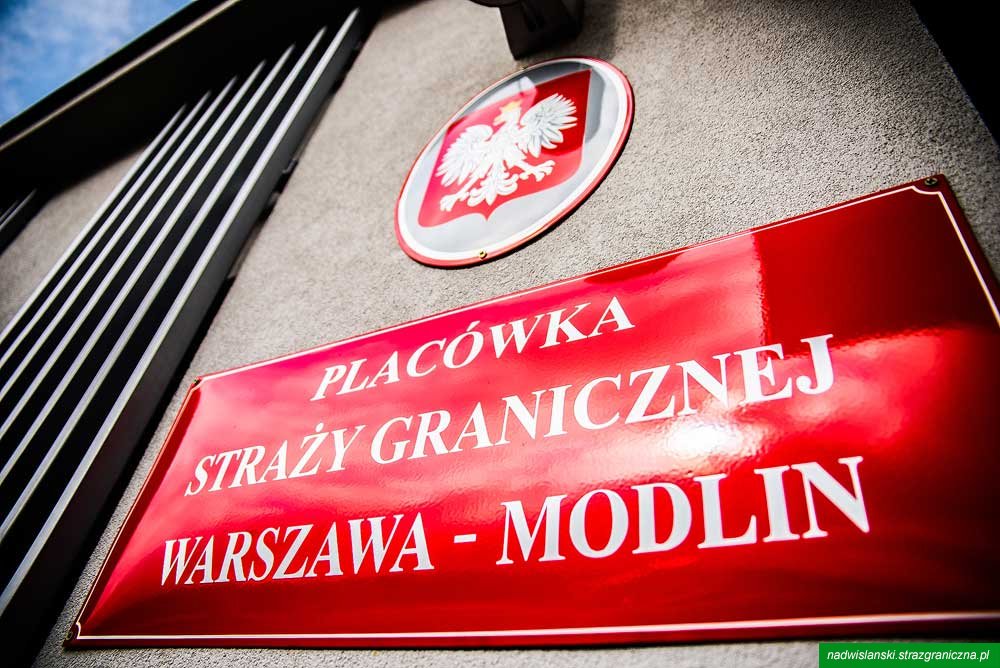 Wśród mundurowych są "równi i równiejsi"? Związkowcy piszą do szefa MSWiA w sprawie dodatku stołecznego