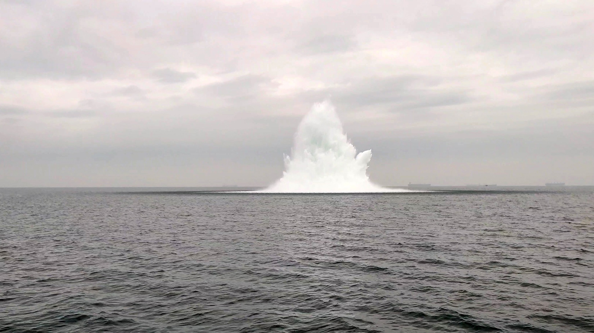 Tonowa mina zneutralizowana w Gdyni. Kormoran w akcji