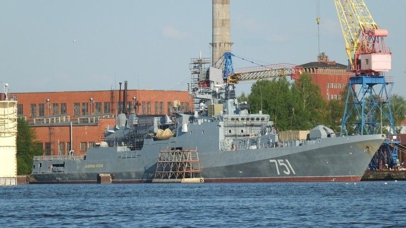Fregata Admirał Essen w trakcie ostatnich prac wyposażeniowych
