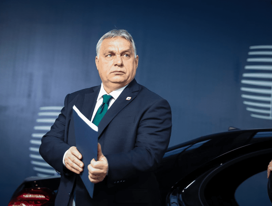 Orbán atakuje Zełenskiego: „Więcej szacunku dla Węgier!”. W tle rurociąg „Przyjaźń”