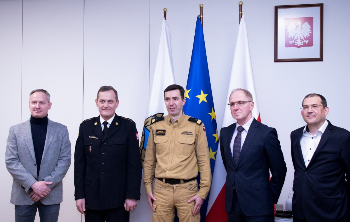 NASK nawiązuje współpracę ze Szkołą Główną Służby Pożarniczej