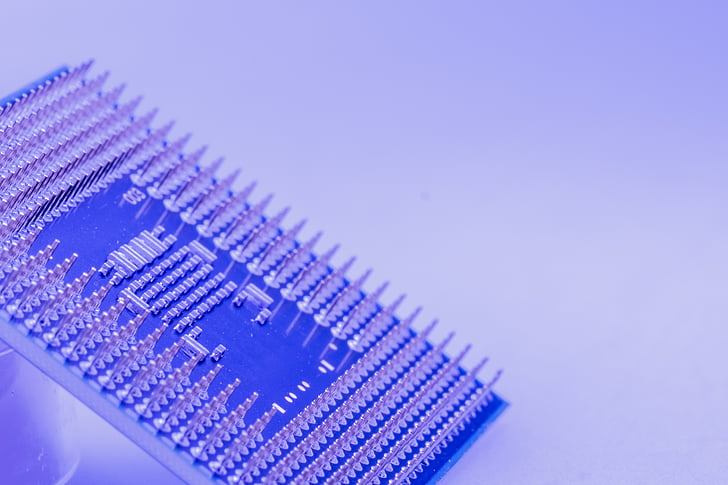 Obawy o szpiegostwo idą za daleko. "Cierpi na tym świat nauki"