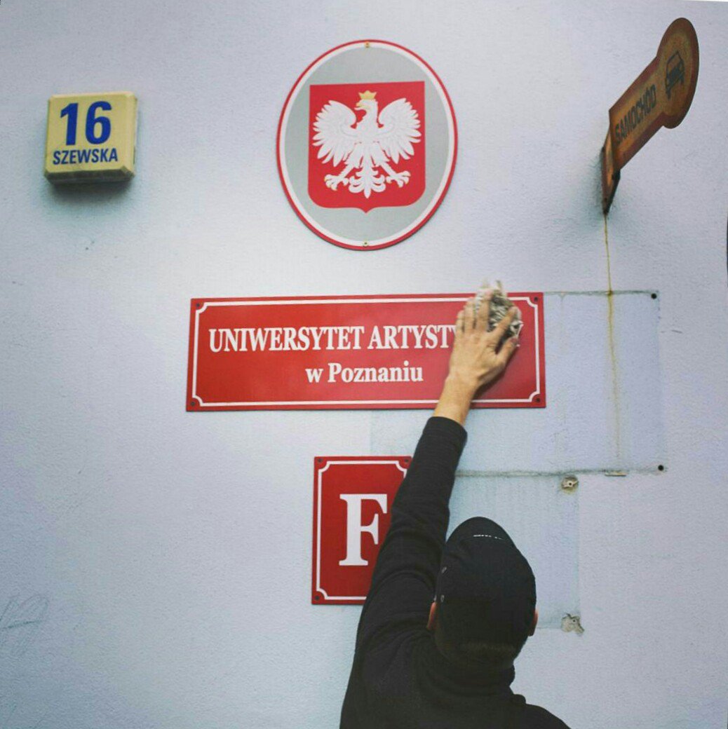 Atak hakerski na uniwersytet w Poznaniu. Apel do pracowników