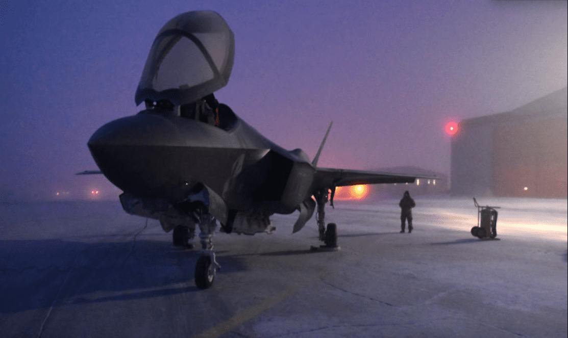 Dania przygotowywała zniszczenie lotnisk w obawie przed USA