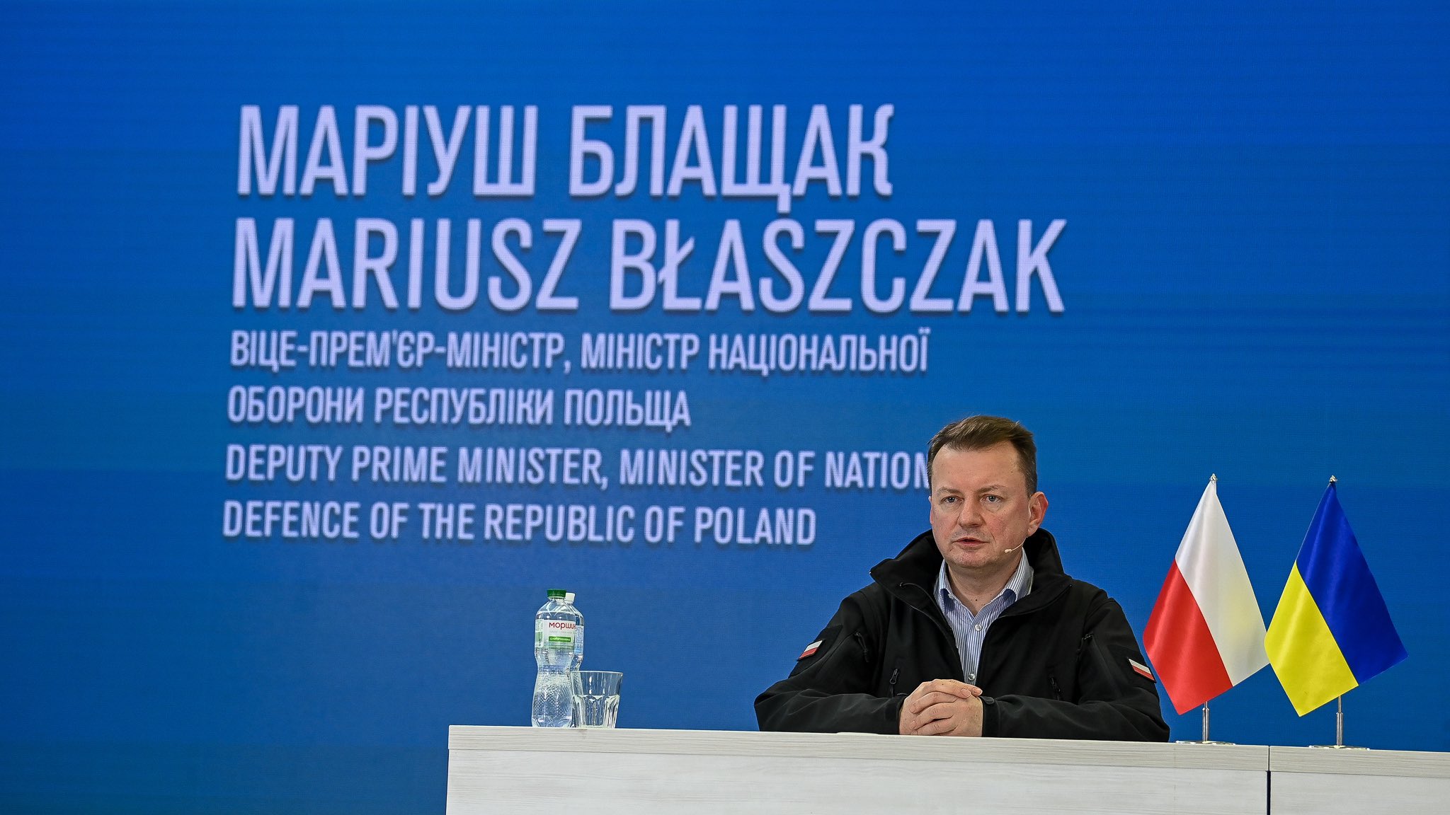 Błaszczak w Kijowie: Polska szkoli Ukraińców na Leopardach