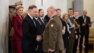prezydent RP, gen Mika