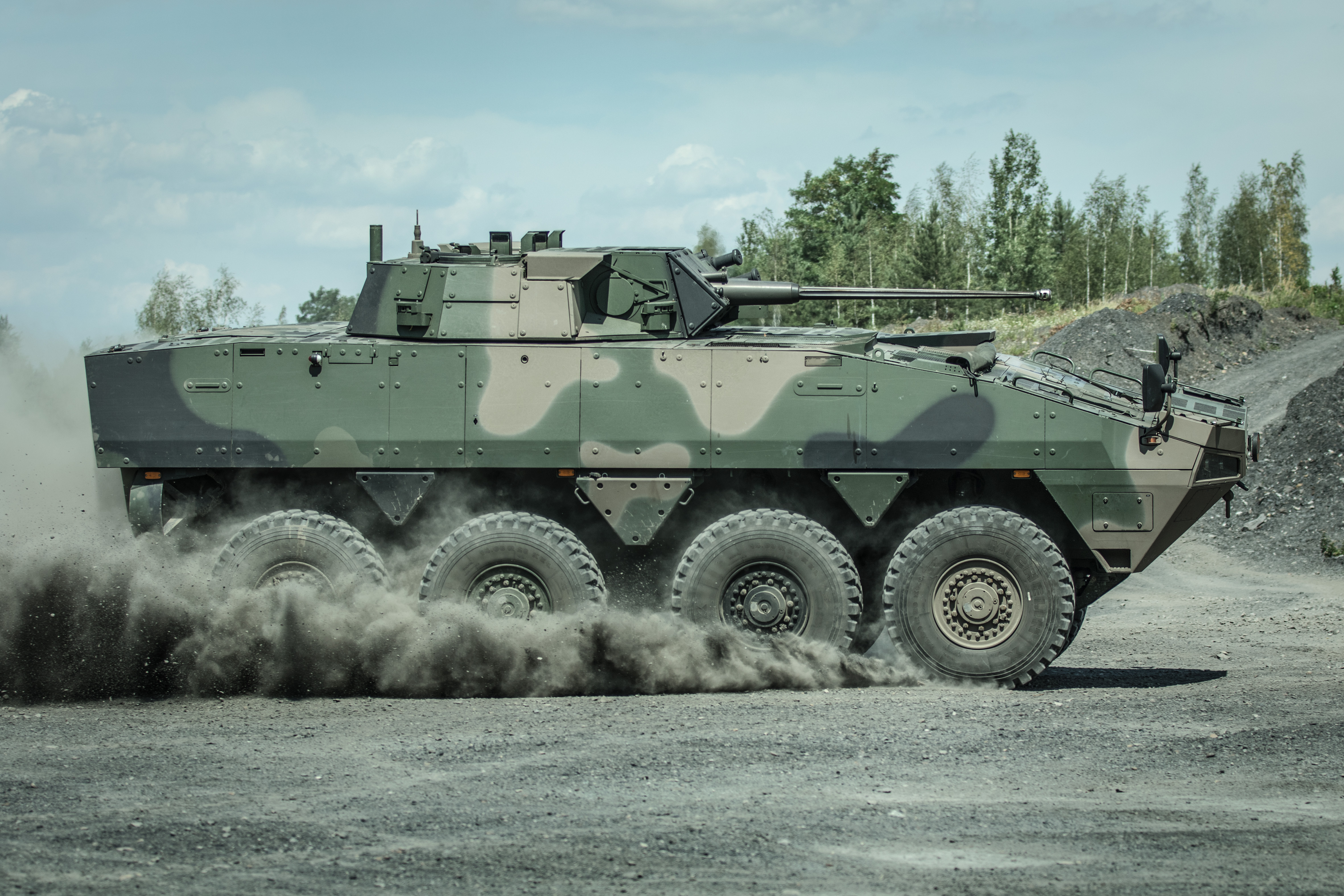 Wybrano dostawcę części zamiennych do armat MK-44 Bushmaster