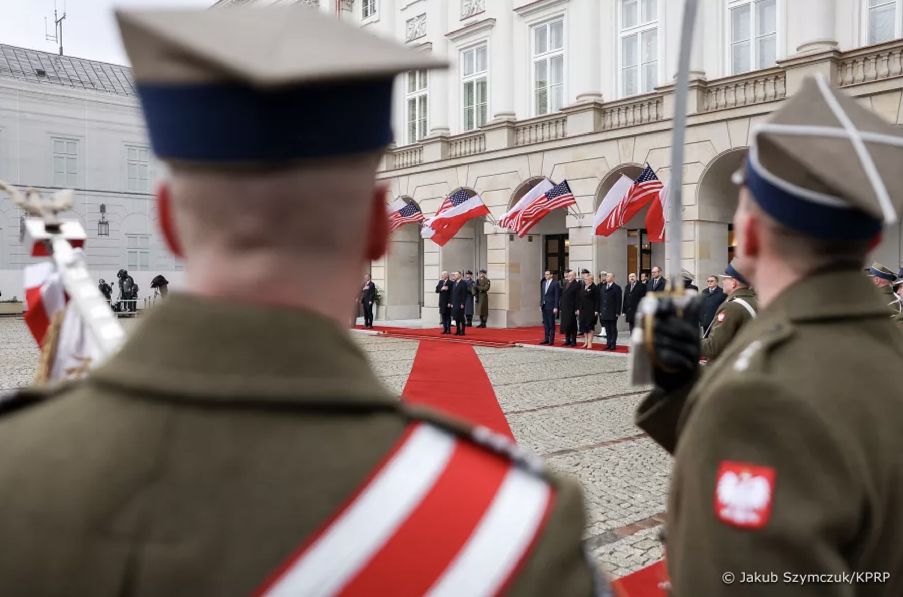 Biden i szef NATO z Bukaresztańską Dziewiątką. Przygotowanie do szczytu w Wilnie