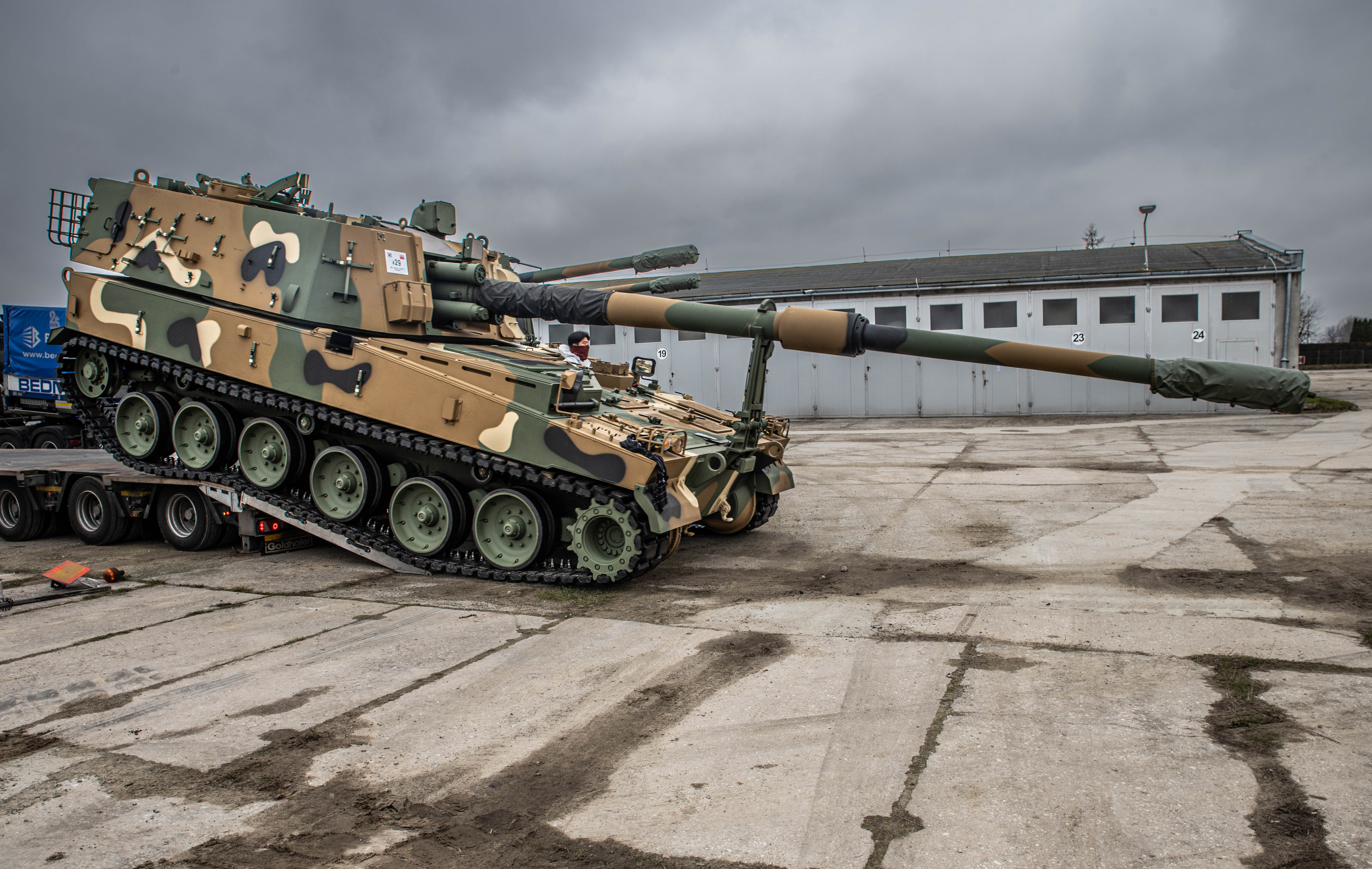 Kolejne K9 dotarły do Polski