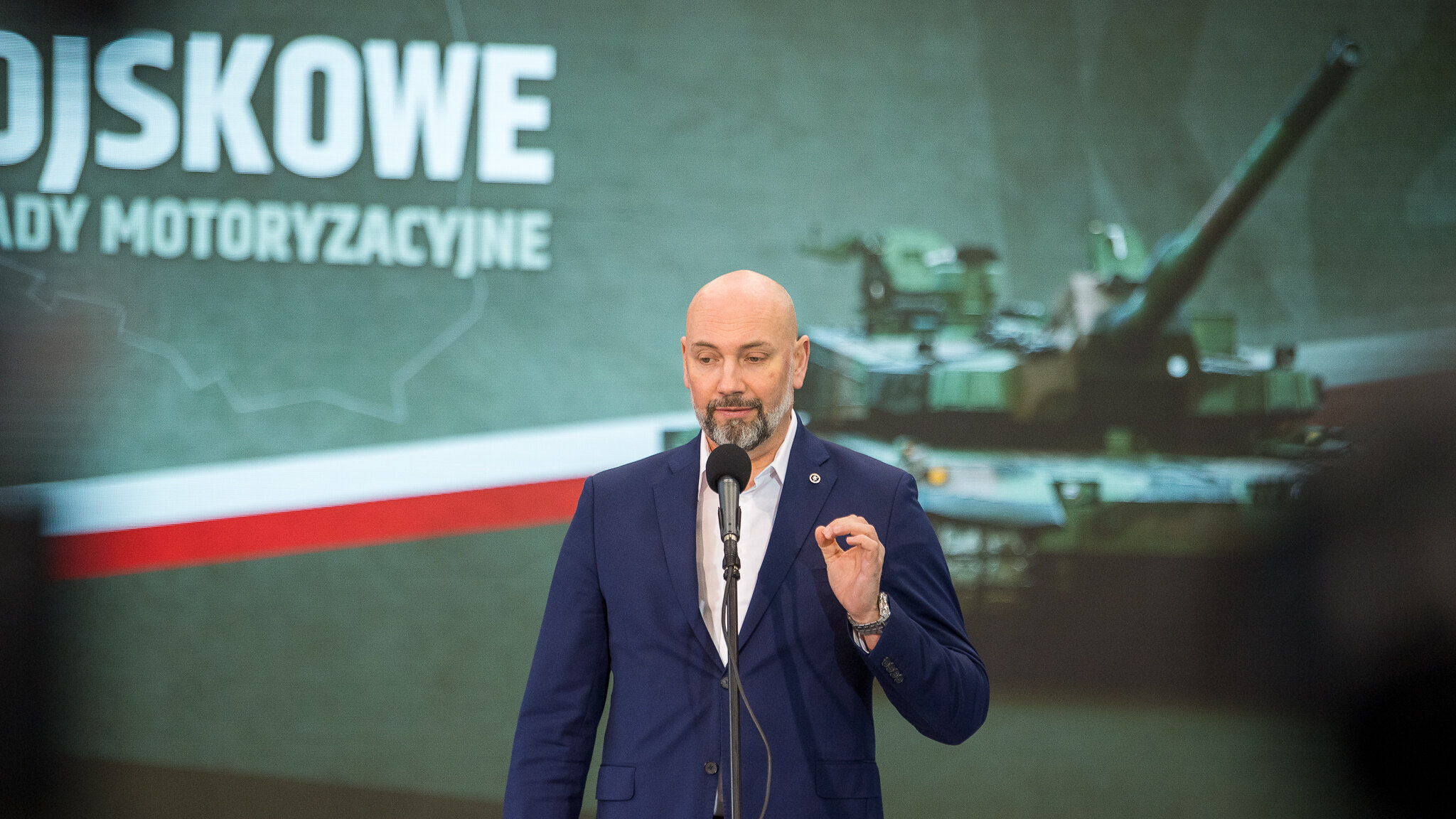 Chwałek: na zakupach zagranicznego uzbrojenia skorzysta także krajowy przemysł