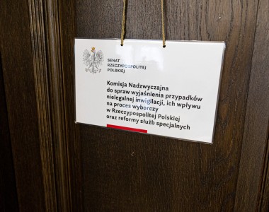 Komisja senat Pegasus