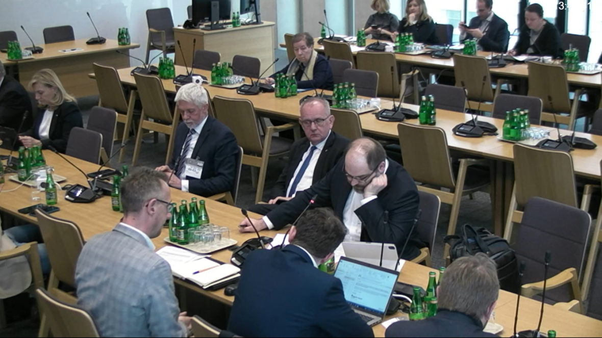 Minister Paweł Lewandowski w czasie posiedzenia Komisji Cyfryzacji oraz Spraw Zagranicznych w sprawie zagrożeń w cyberprzestrzeni