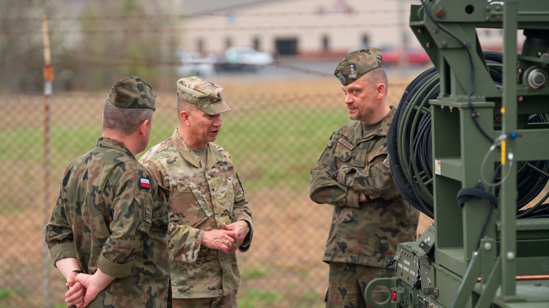 Polish Air Defence Specialists Engage in IBCS Training | Defence24.com