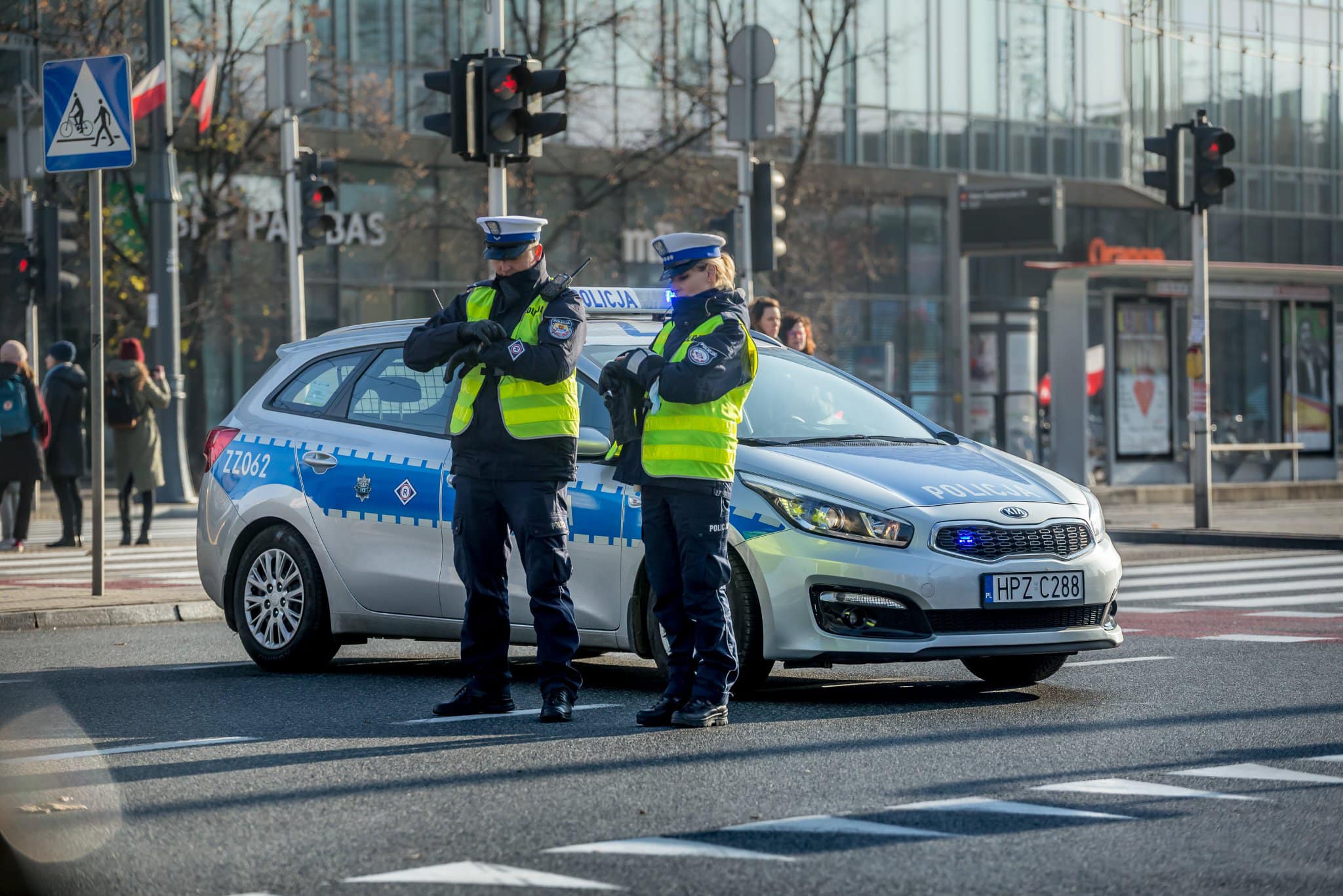 Policyjne kadry trzeba ratować "dla dobra bezpieczeństwa wewnętrznego"?