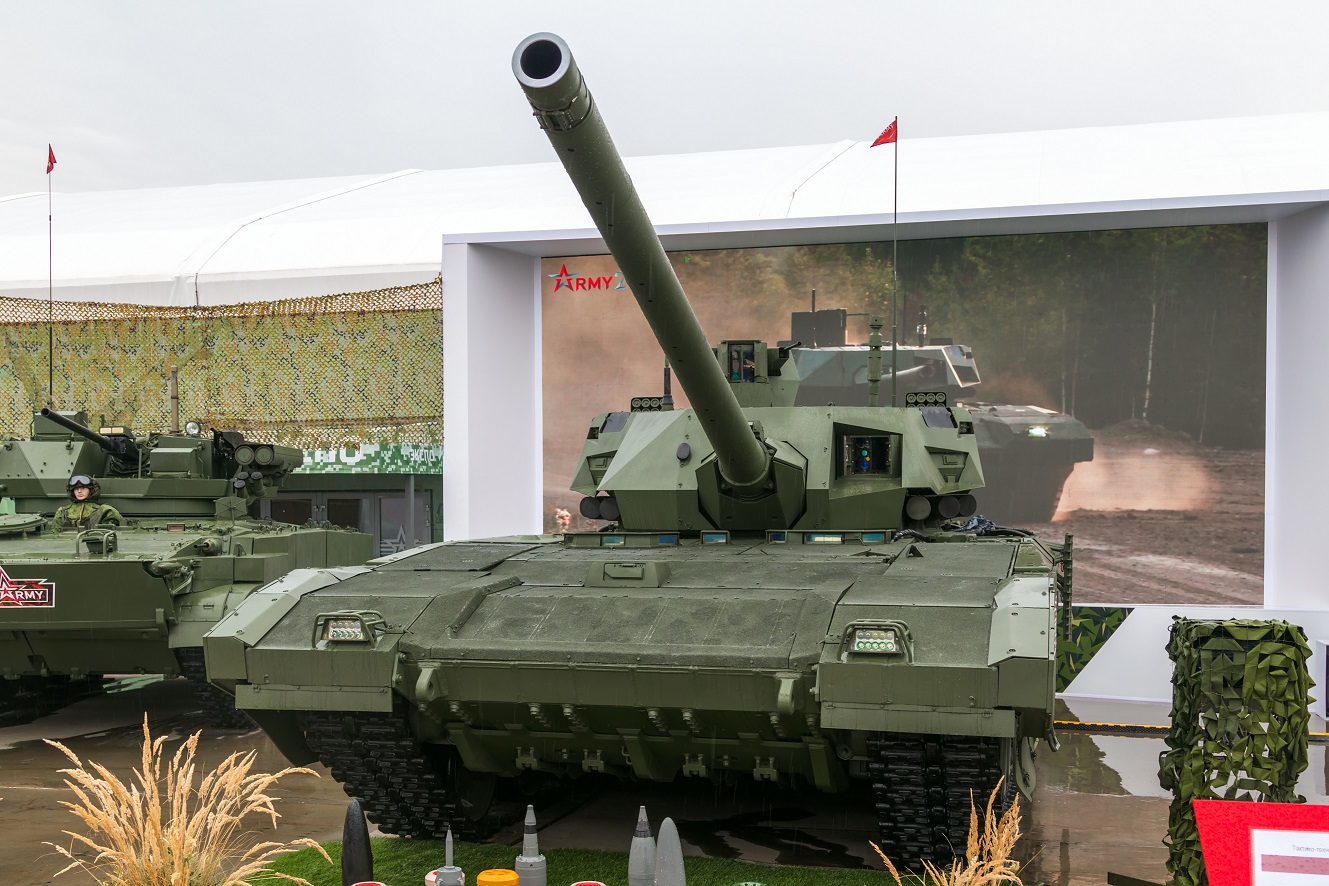 Armia 2023: T-14 Armata w kamuflażu i na filmie