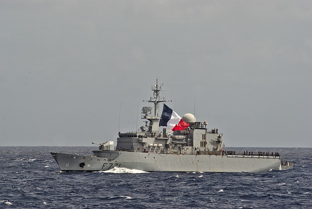 Francuski okręt przepłynął przez Cieśninę Tajwańską w trakcie ćwiczeń wojskowych Chin
